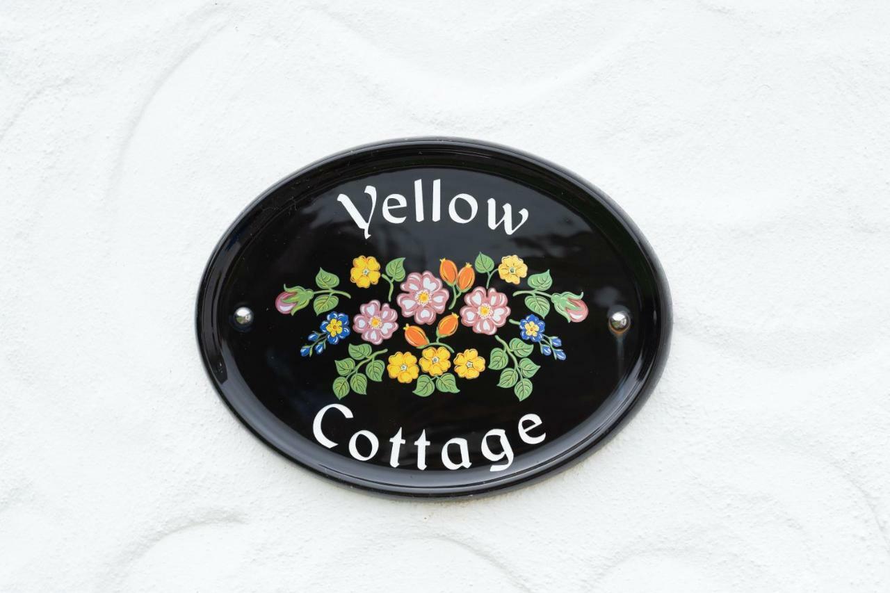 Yellow Cottage, Doolin Knockfin Cross Roads Exteriér fotografie